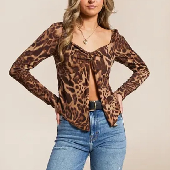 New Willow & Root Cheetah Open Front Top. - Picture 1 of 8